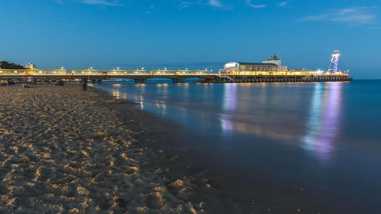 27A Durley Chine Villa Bournemouth 0*,  United Kingdom